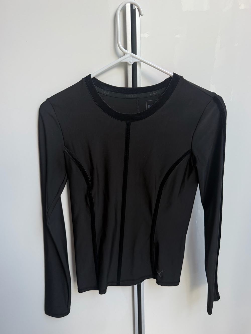 Puma Women’s Black Long-Sleeve Performance Tee